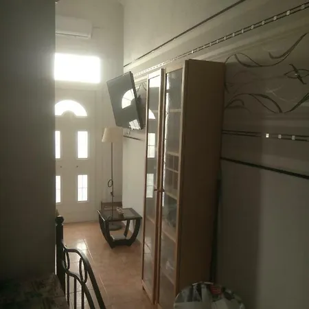 Lägenhet Central, Nice And Clean Apartment! ~sitia~ *